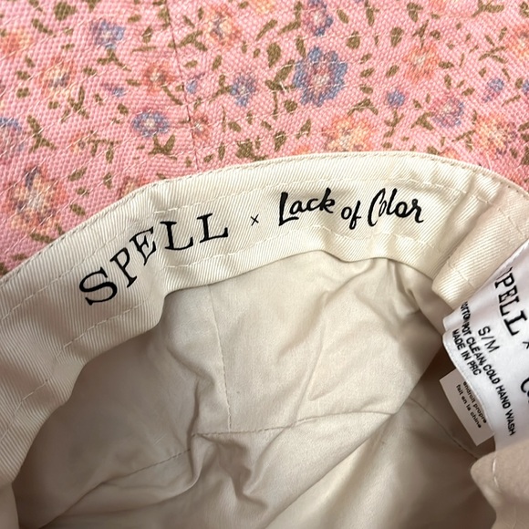 NWOT Spell & The Gypsy x Lack Of Color Rae Bucket Hat Size S/M - Picture 4 of 7